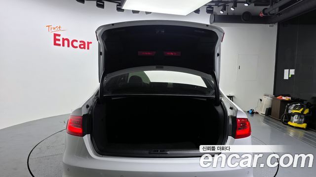 Audi A4 35 TDI Quattro Dynamic B8 2015 — фото 20