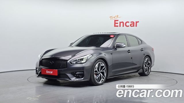 Infiniti Q70 3.7 AWD