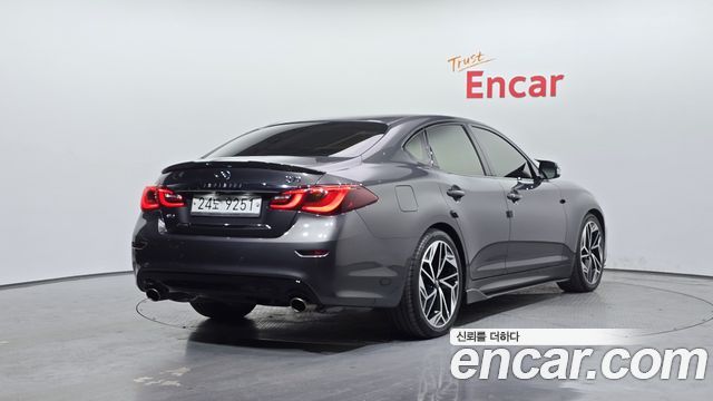 Infiniti Q70 3.7 AWD 2015 — фото 2