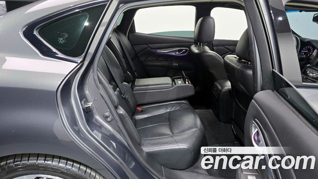Infiniti Q70 3.7 AWD 2015 — фото 12