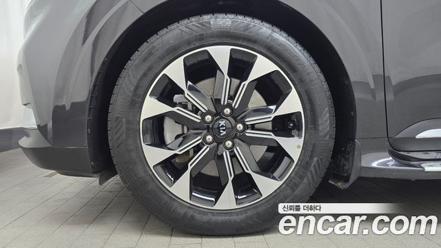 Kia Carnival (IV) Diesel 7-Seater Signature 2021 — фото 5