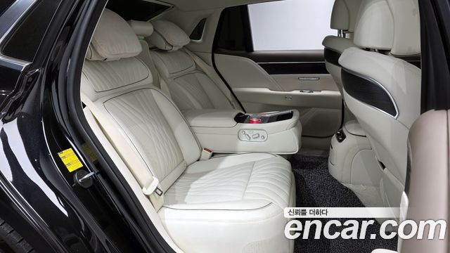 Genesis G90 (RS4) Gasoline 3.5 Turbo AWD 2023 — фото 16