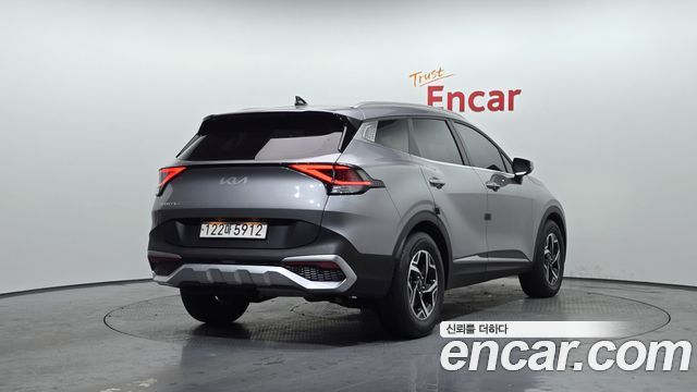 Kia Sportage (V) Diesel 2.0 2WD Prestige 2022 — фото 2