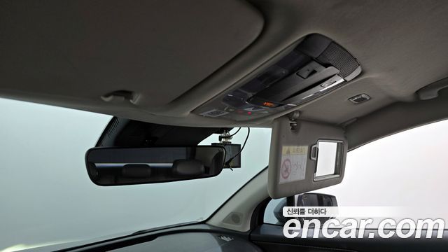 Kia Sportage (V) Diesel 2.0 2WD Prestige 2022 — фото 18