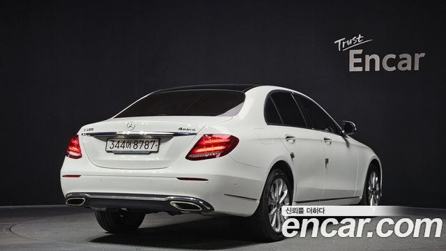 Mercedes-Benz E-Class (W213) E300 4MATIC Exclusive 2019 — фото 2