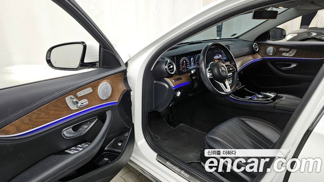 Mercedes-Benz E-Class (W213) E300 4MATIC Exclusive 2019 — фото 10