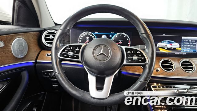 Mercedes-Benz E-Class (W213) E300 4MATIC Exclusive 2019 — фото 13