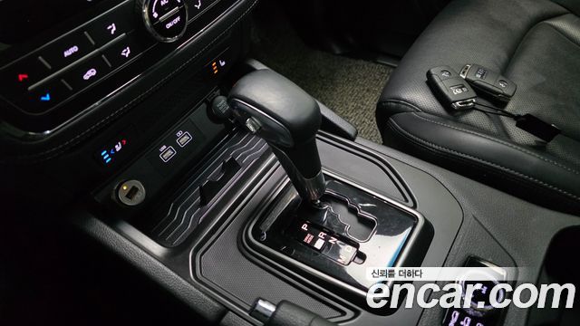KG Mobility (SsangYong) Rexton Sports Diesel 2.2 4WD Prestige 2023 — фото 9