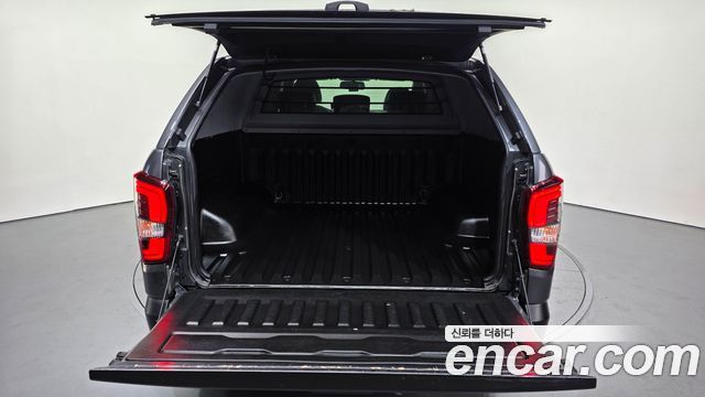 KG Mobility (SsangYong) Rexton Sports Diesel 2.2 4WD Prestige 2023 — фото 20