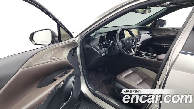 Lexus RX350h (V) Luxury 2024 — фото 10