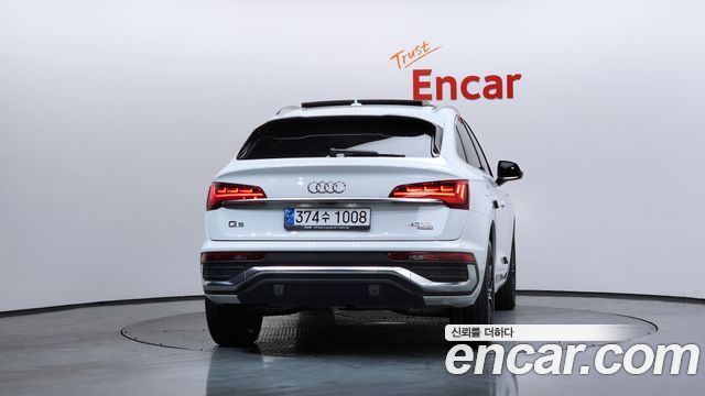 Audi Q5 (FY) 40 TDI Quattro Sportback Premium 2023 — фото 4
