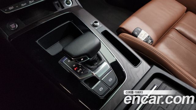Audi Q5 (FY) 40 TDI Quattro Sportback Premium 2023 — фото 9