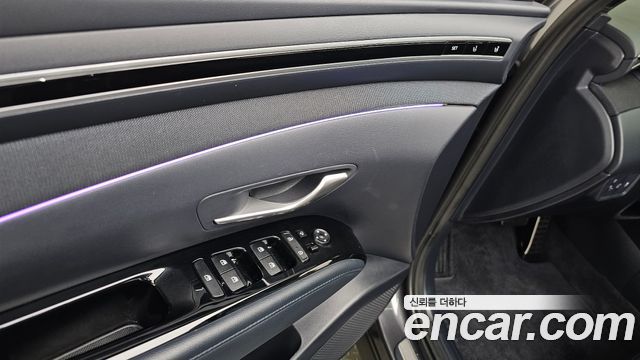 Hyundai Tucson (NX4) Gasoline 1.6 Turbo 2WD Inspiration 2021 — фото 17