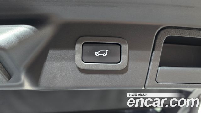 Land Rover Range Rover Velar 3.0 P400 R-Dynamic HSE 2022 — фото 20