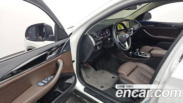 BMW X4 (G02) xDrive20i xLine 2023 — фото 10