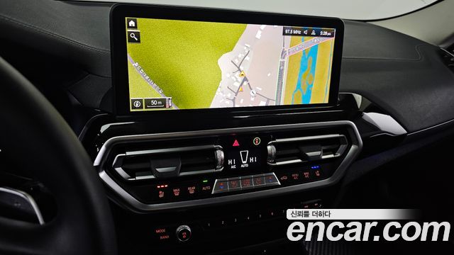 BMW X4 (G02) xDrive20i xLine 2023 — фото 16