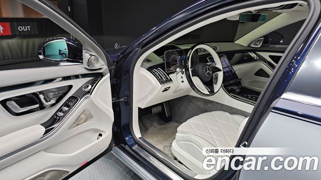 Mercedes-Benz S-Class (W223) Maybach S680 4MATIC Edition100 2022 — фото 11