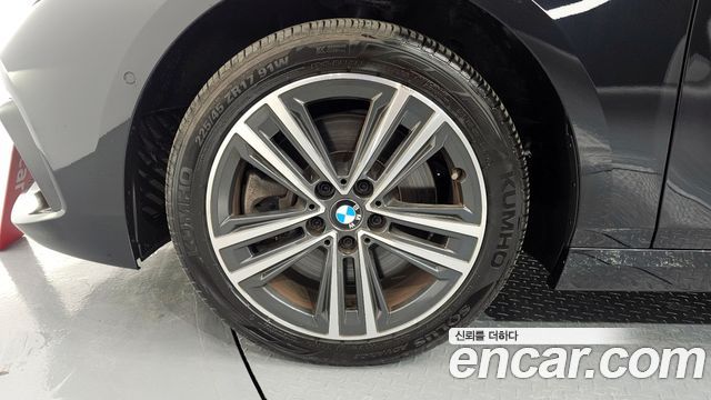 BMW 1 Series (F40) 120i Advantage 2022 — фото 5