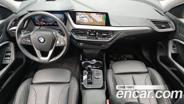 BMW 1 Series (F40) 120i Advantage 2022 — фото 7