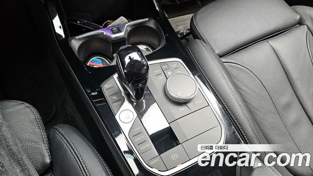 BMW 1 Series (F40) 120i Advantage 2022 — фото 9