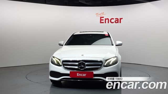 Mercedes-Benz E-Class (W213) E300 Avantgarde 2019 — фото 3