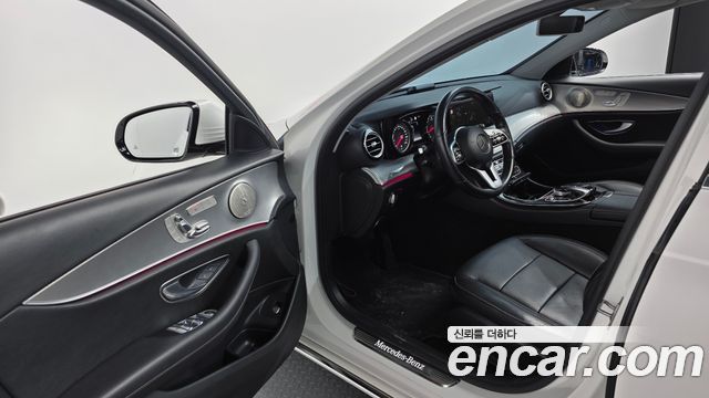Mercedes-Benz E-Class (W213) E300 Avantgarde 2019 — фото 12