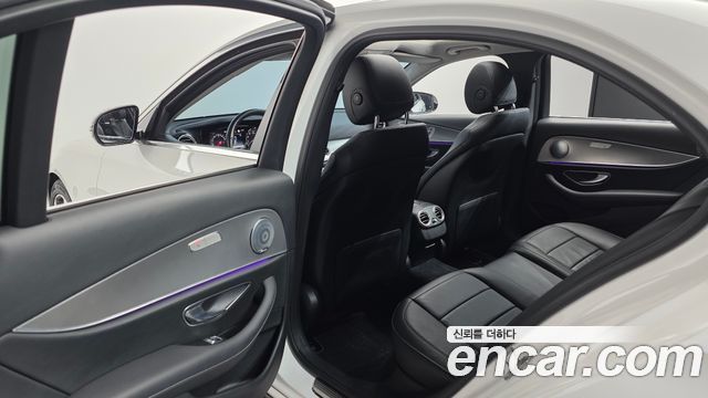 Mercedes-Benz E-Class (W213) E300 Avantgarde 2019 — фото 17