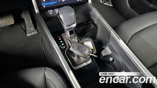 KG Mobility (SsangYong) Torres Gasoline 1.5 2WD T7 2024 — фото 9