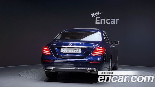 Mercedes-Benz E-Class (W213) E300 Avantgarde 2019 — фото 4