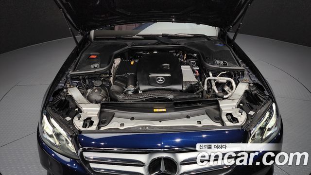 Mercedes-Benz E-Class (W213) E300 Avantgarde 2019 — фото 6
