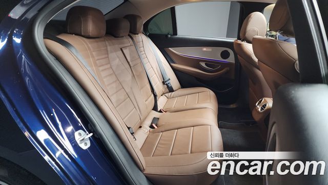 Mercedes-Benz E-Class (W213) E300 Avantgarde 2019 — фото 12