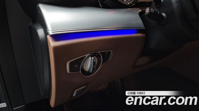 Mercedes-Benz E-Class (W213) E300 Avantgarde 2019 — фото 18
