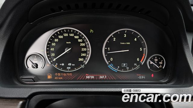 BMW 5 Series GT (F07) GT 30d 2012 — фото 8