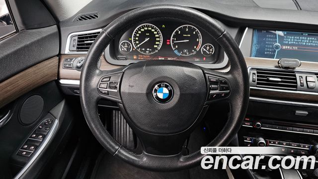 BMW 5 Series GT (F07) GT 30d 2012 — фото 13