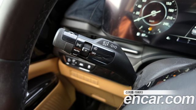 Kia Carnival (IV) Diesel 7-Seater Signature 2021 — фото 16