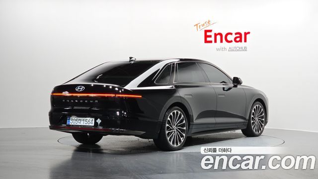 Hyundai Grandeur (GN7) 3,5 Gasoline 4WD Calligraphy 2023 — фото 2