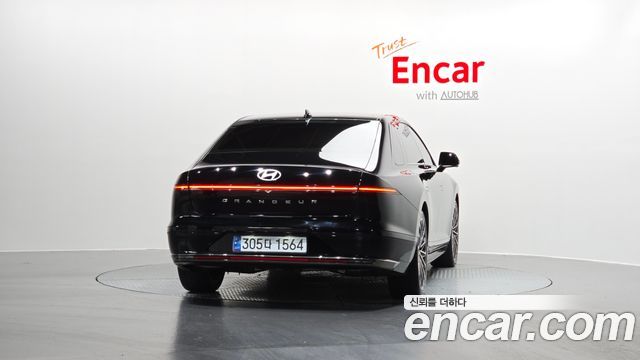 Hyundai Grandeur (GN7) 3,5 Gasoline 4WD Calligraphy 2023 — фото 4