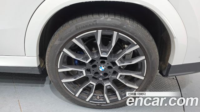 BMW X6 (G06) xDrive40i M Sport 2025 — фото 5