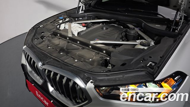 BMW X6 (G06) xDrive40i M Sport 2025 — фото 6