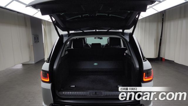 Land Rover Range Rover Sport (II) 3.0 SDV6 HSE Dynamic 2018 — фото 20