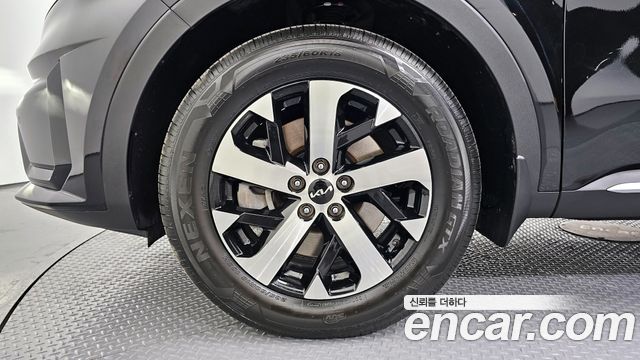 Kia Sorento (IV) Gasoline 2.5T 2WD Trendy 2023 — фото 5