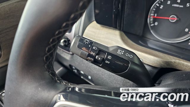 Kia Sorento (IV) Gasoline 2.5T 2WD Trendy 2023 — фото 15