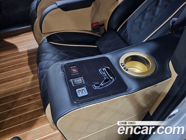 Kia Carnival (IV) Diesel 9-Seater Hi-Limousine(Special Vehicle) 2022 — фото 18