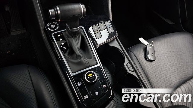 Kia Sportage (V) Diesel 2.0 4WD Prestige 2023 — фото 9