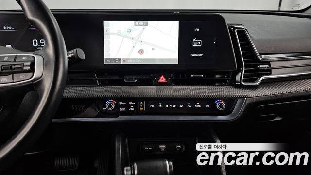 Kia Sportage (V) Diesel 2.0 4WD Prestige 2023 — фото 16
