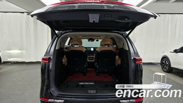 Kia Carnival (IV) Gasoline 7-Seater Noblesse 2023 — фото 20