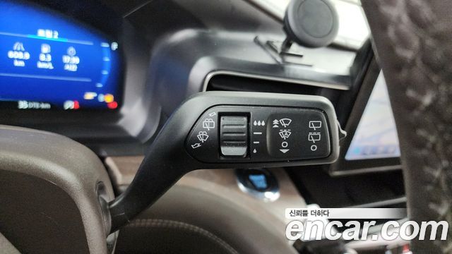 Ford Explorer (VI) 3.0 Platinum 4WD 2022 — фото 18