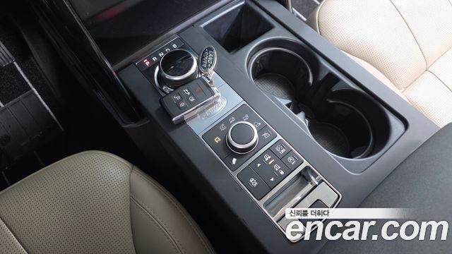 Land Rover Discovery 5 2.0 SD4 SE 2018 — фото 9