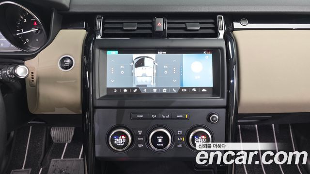 Land Rover Discovery 5 2.0 SD4 SE 2018 — фото 14