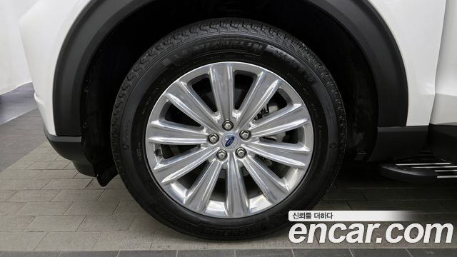Ford Explorer (VI) 2.3 LimIted 4WD 2022 — фото 5